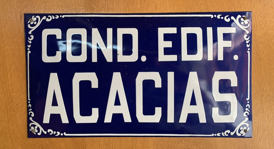 Placa Esmaltada Medindo 45x25cm